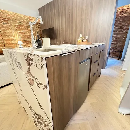 Center Premium شقة وودج